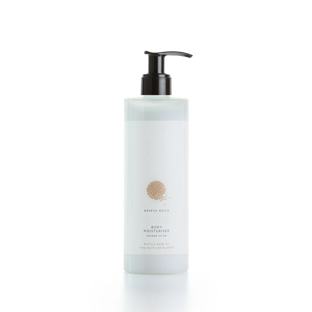 10933_LC062 - Crema Idratante Geneva Guild 380 ml.jpg CREMA CORPO 380 ml - GENEVA GUILD ( 18 Pz.) - immagine 1